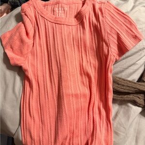 American Eagle Outfitters Coral Short Sleeve Tee